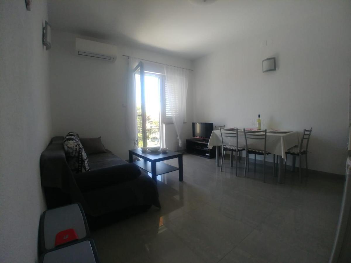 Apartamento Lana Apartman Medulin Exterior foto